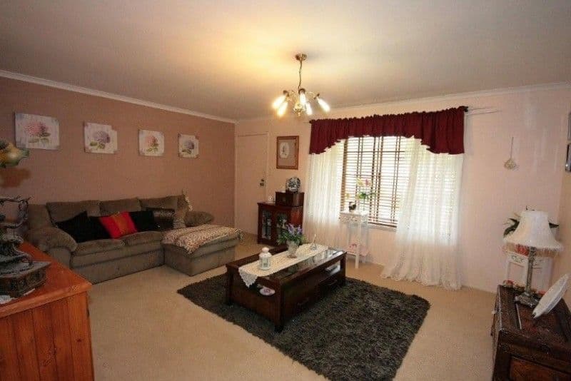 28 Rhodes Street, LOGANLEA QLD 4131, Loganlea - Thumbnail 4