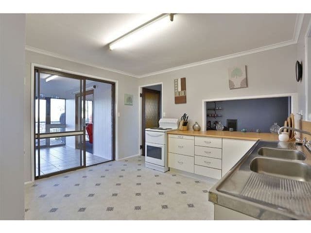 94 Cambooya Street, DRAYTON QLD 4350, Drayton - Thumbnail 8