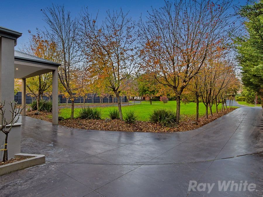 1 Bernarra Court, Donvale VIC 3111, Donvale - Thumbnail 5