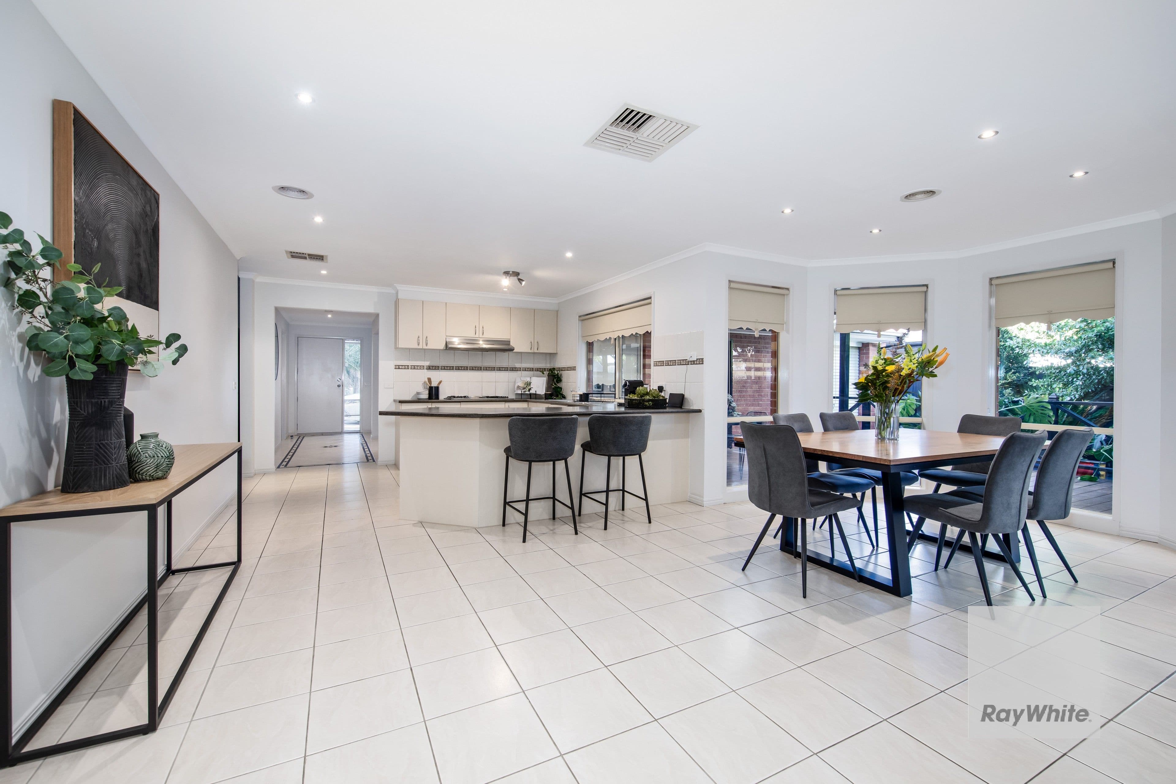 9 Mitchell Grove, Taylors Hill VIC 3037, Taylors Hill - Thumbnail 8