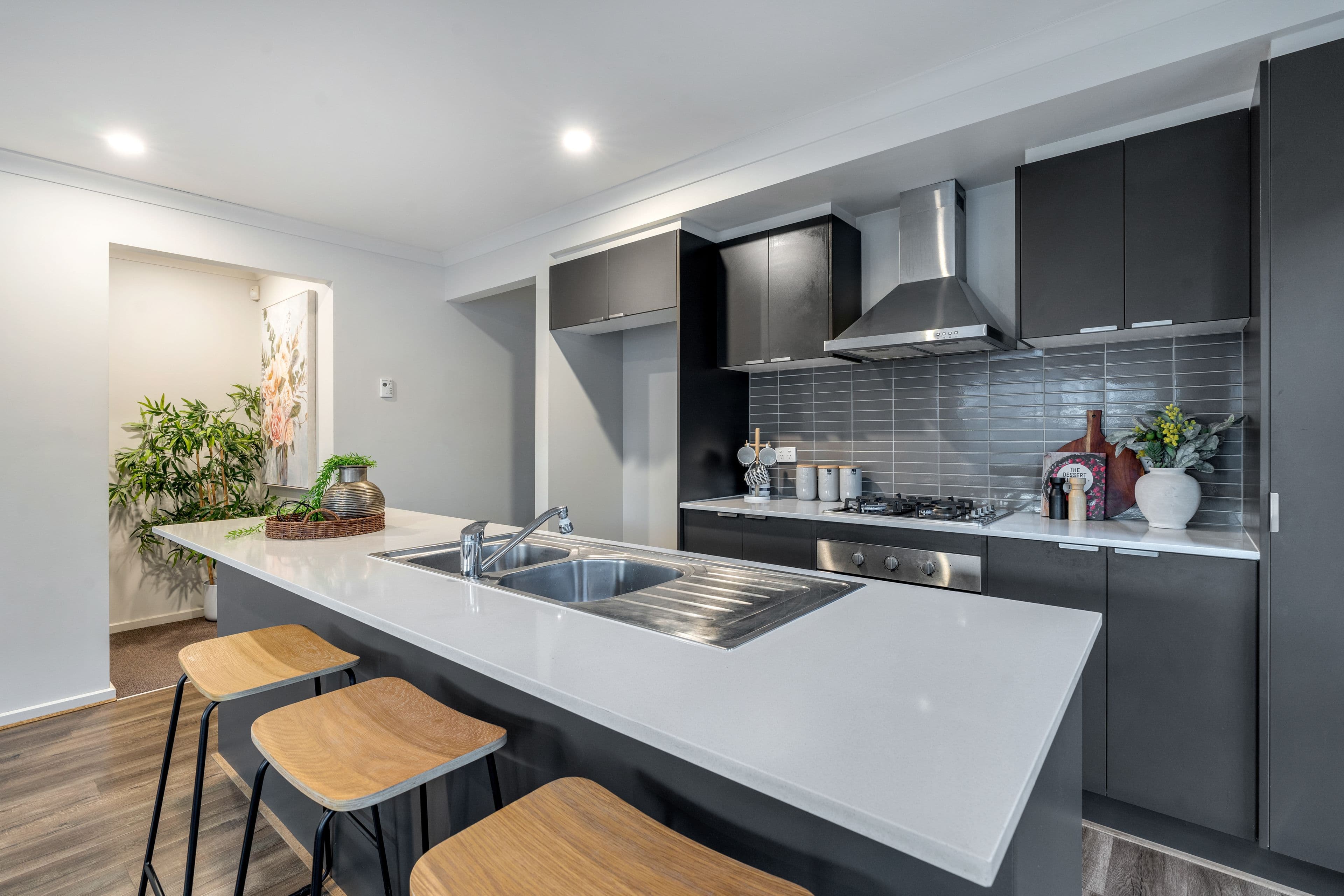 25 Albion Crescent, Mickleham VIC 3064, Mickleham - Thumbnail 2