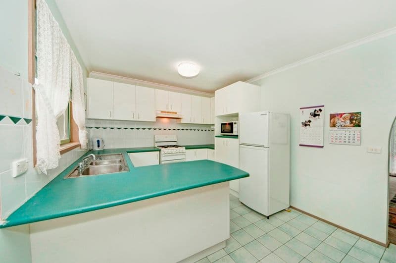 4 Redwood Avenue, JERRABOMBERRA NSW 2619, Jerrabomberra - Thumbnail 3