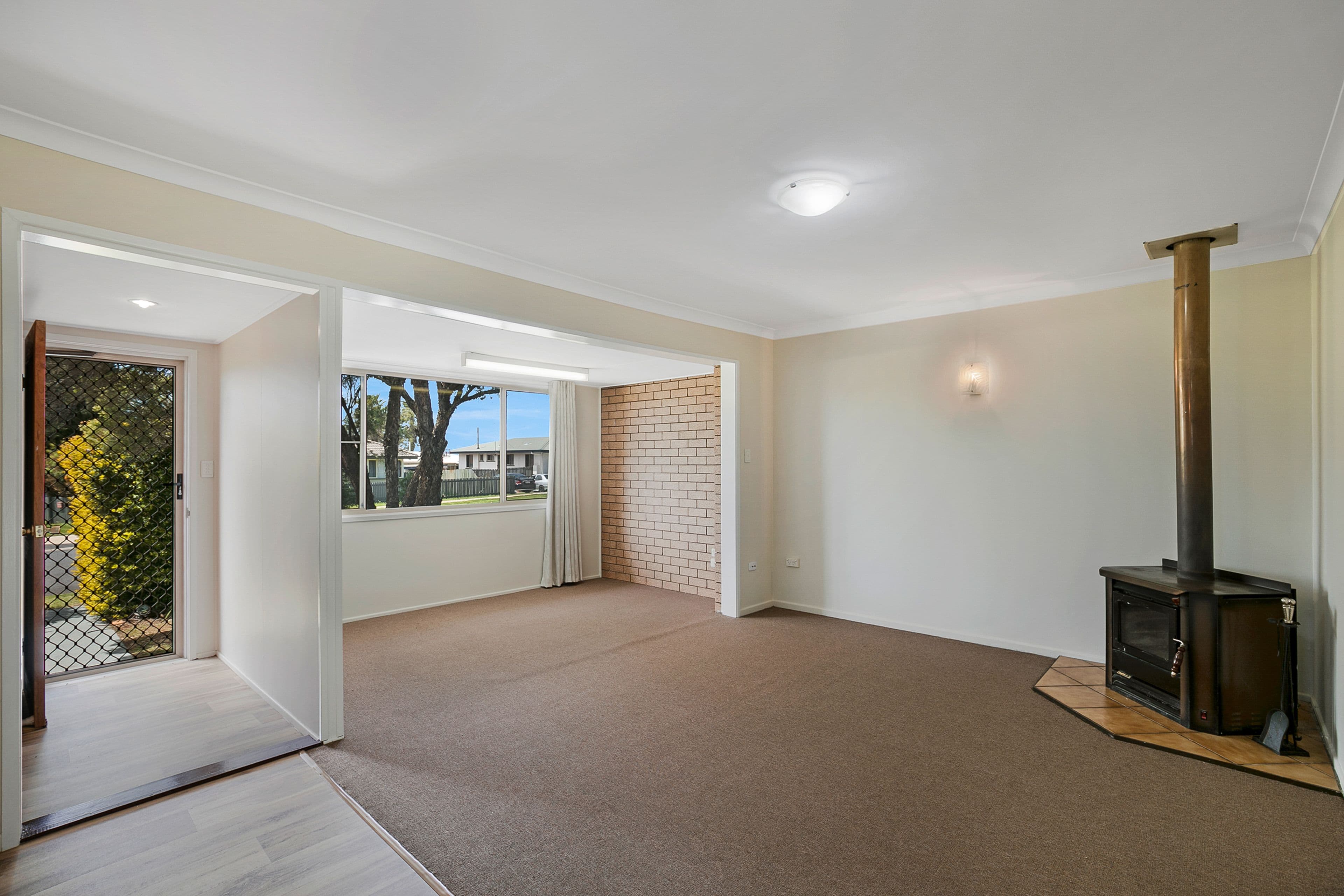 9 Hampton Street, Newtown QLD 4350, Newtown - Thumbnail 2