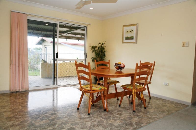 13  Spruce Street, KIRWAN QLD 4817, Kirwan - Thumbnail 4