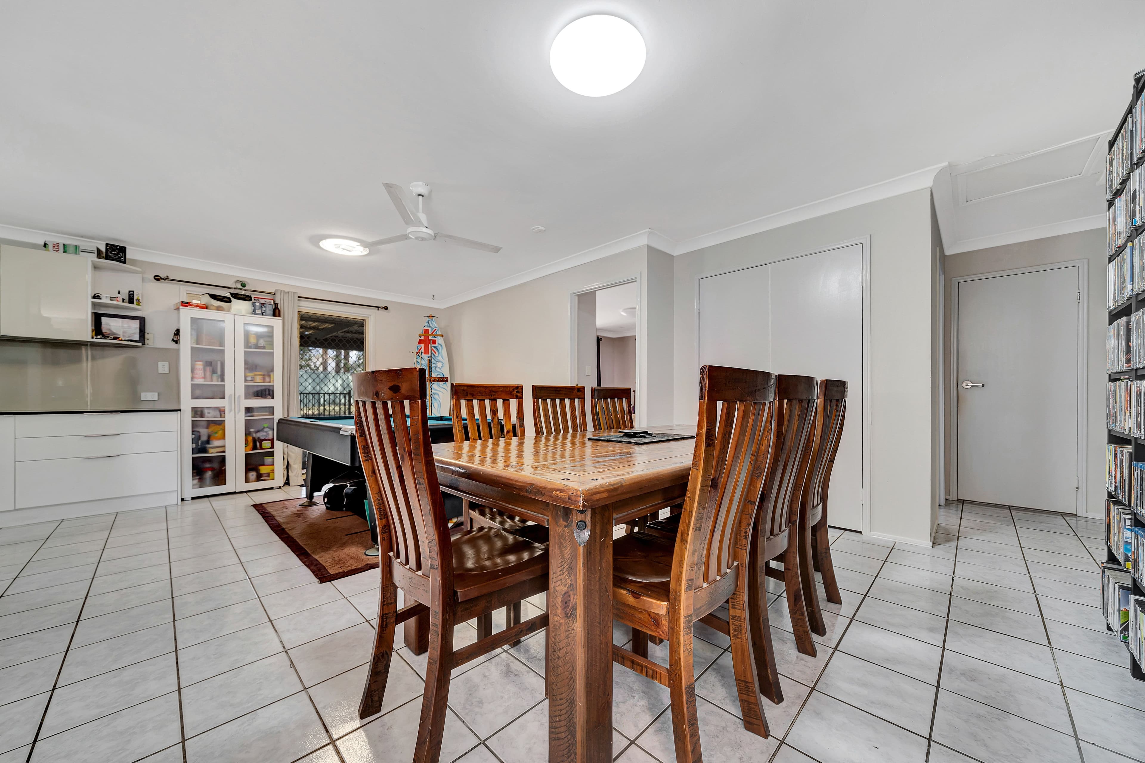 11 Bron Court, Loganlea QLD 4131, Loganlea - Thumbnail 4