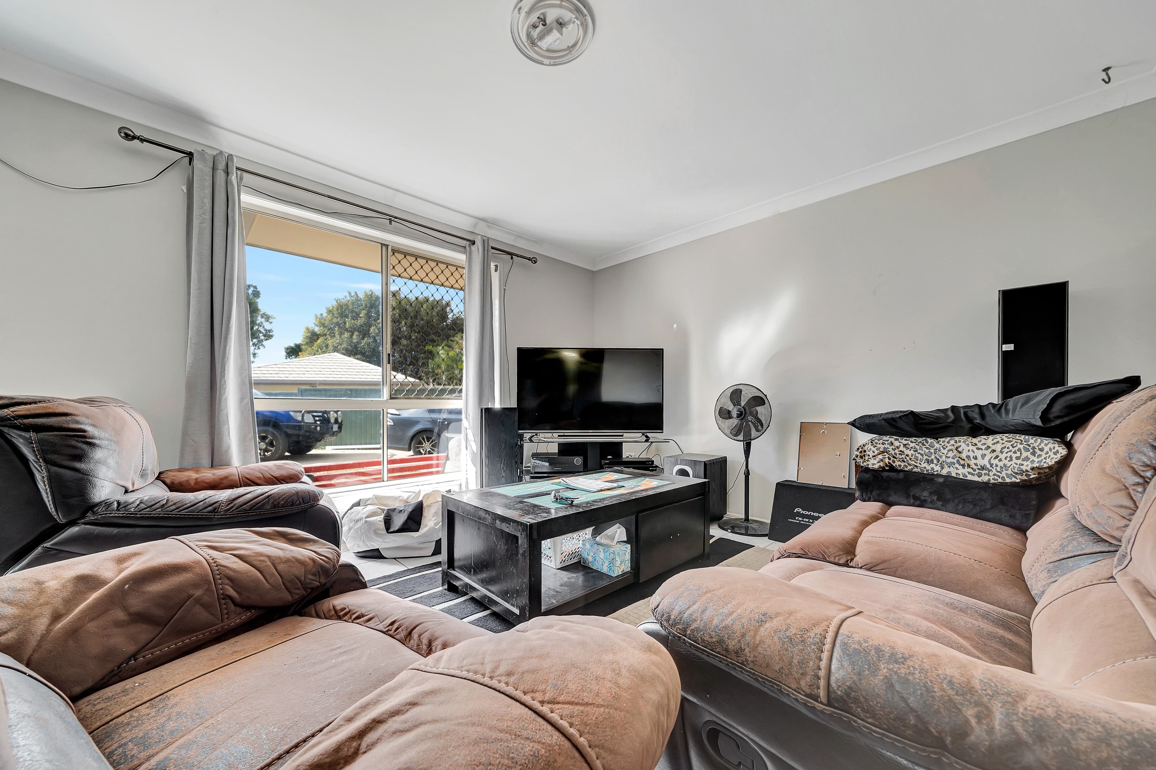 11 Bron Court, Loganlea QLD 4131, Loganlea - Thumbnail 6