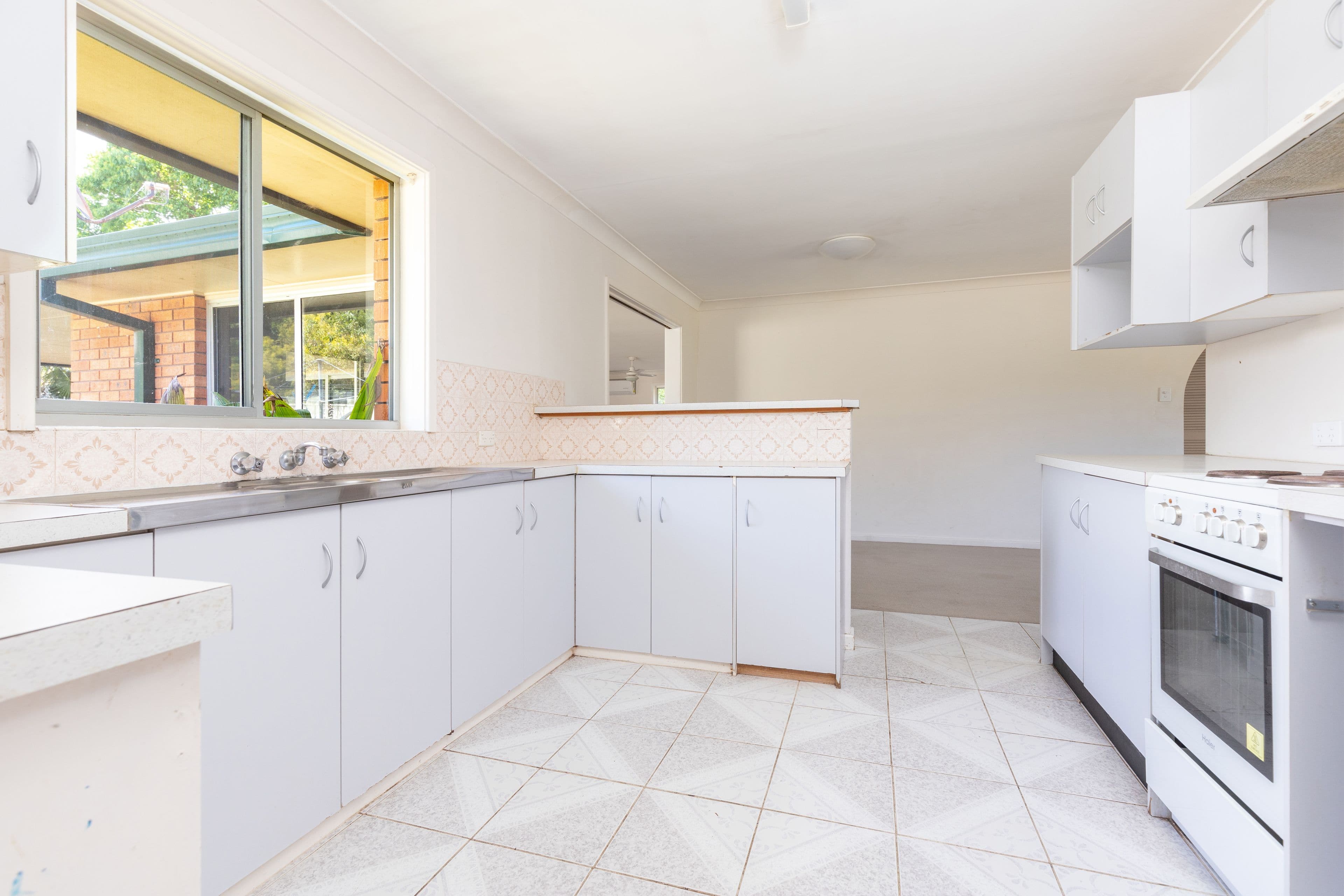 61 Dawson Crescent, Gloucester NSW 2422, Gloucester - Thumbnail 2