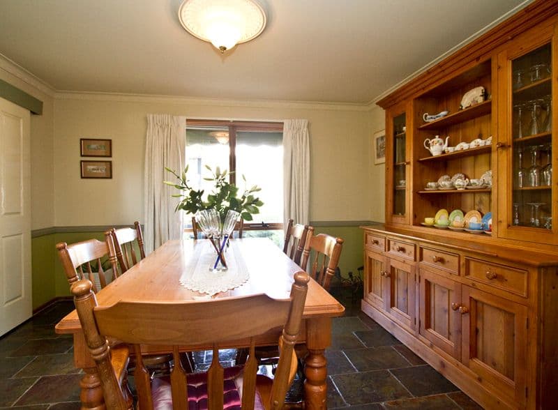 7 Nobel Close, GREENSBOROUGH VIC 3088, Greensborough - Thumbnail 4