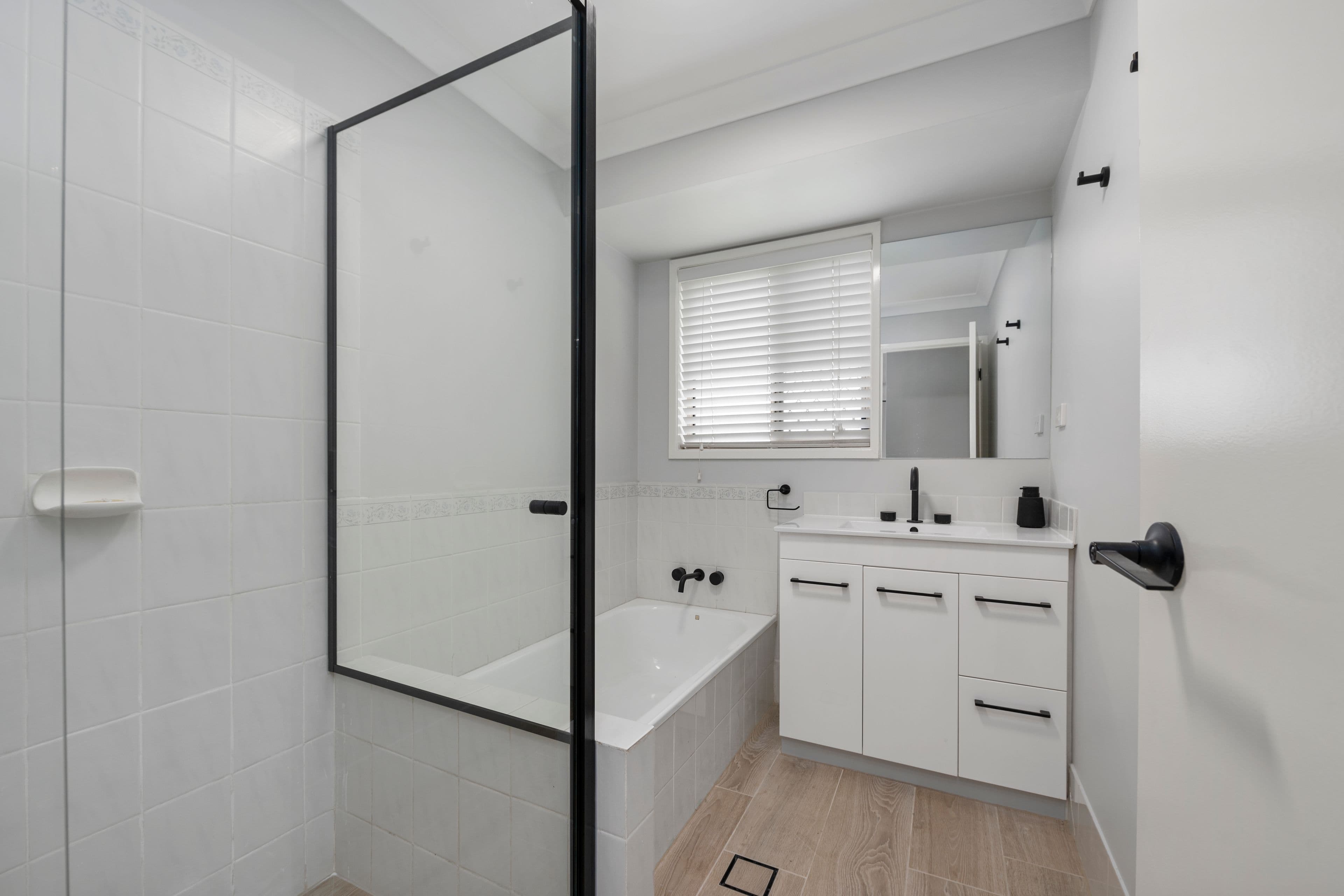 6 Bourton Road, Merrimac QLD 4226, Merrimac - Thumbnail 4