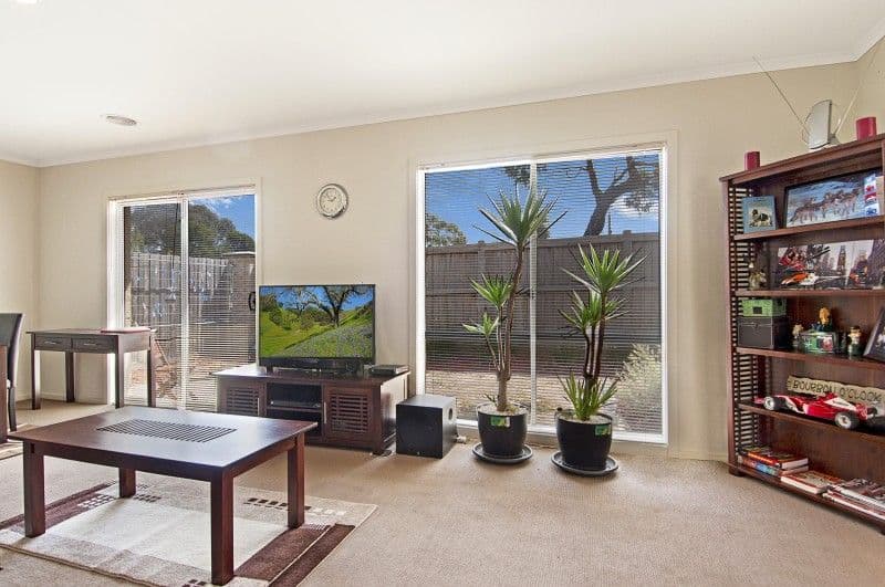 106 Broderick Road, Carrum Downs VIC 3201, Carrum Downs - Thumbnail 2