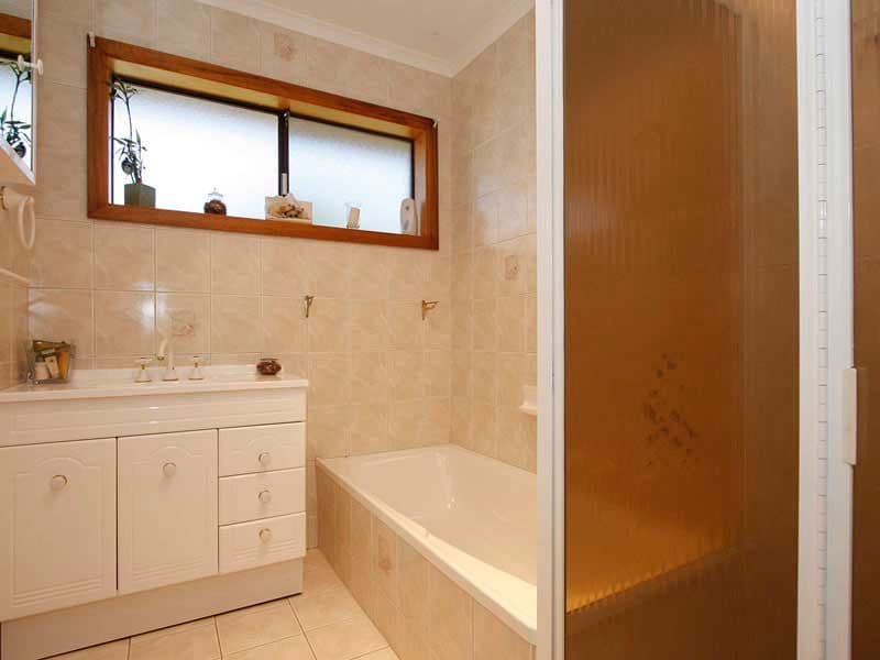 17 Lyndhurst Road, SEAFORD SA 5169, Seaford - Thumbnail 6