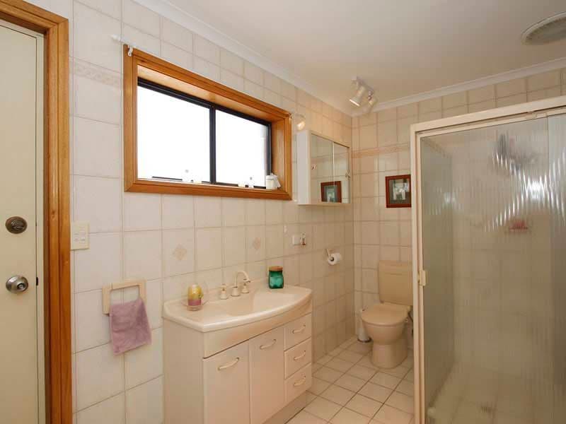 17 Lyndhurst Road, SEAFORD SA 5169, Seaford - Thumbnail 8