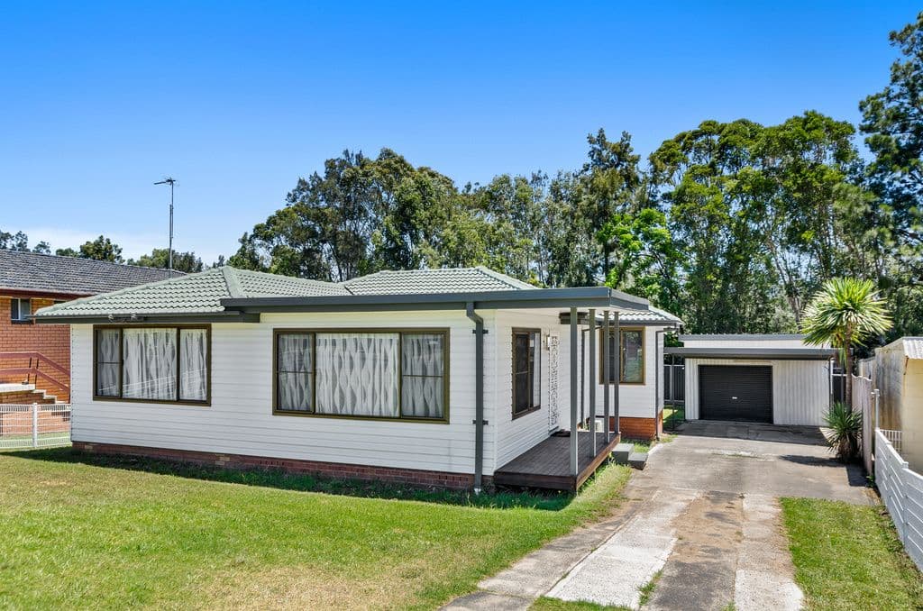 40 Exmouth Road, Kanahooka - Image 1