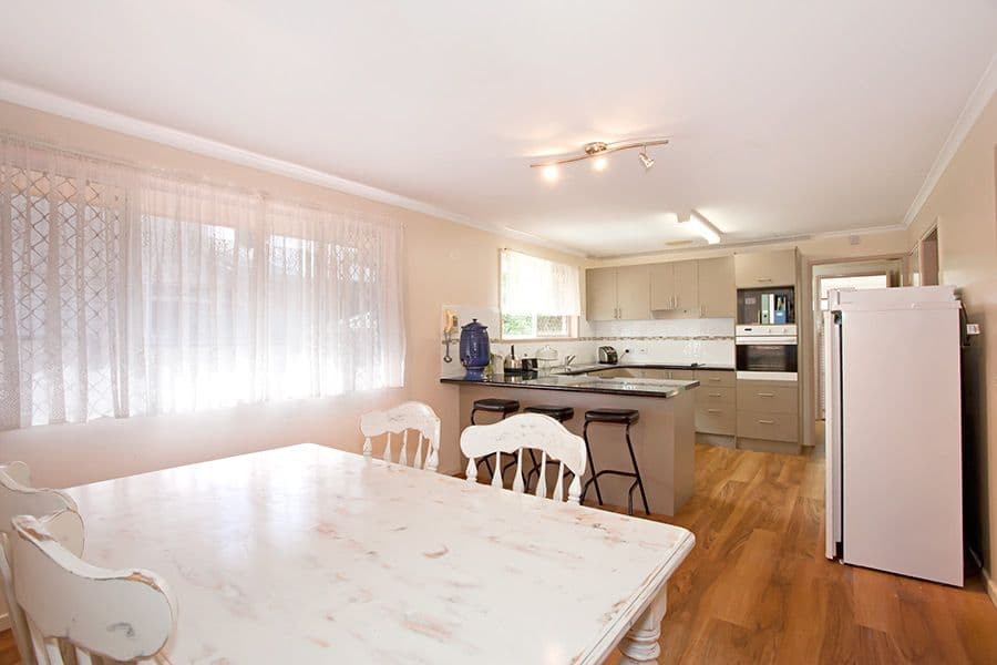 61 Hoepper Street, Kearneys Spring QLD 4350, Kearneys Spring - Thumbnail 4