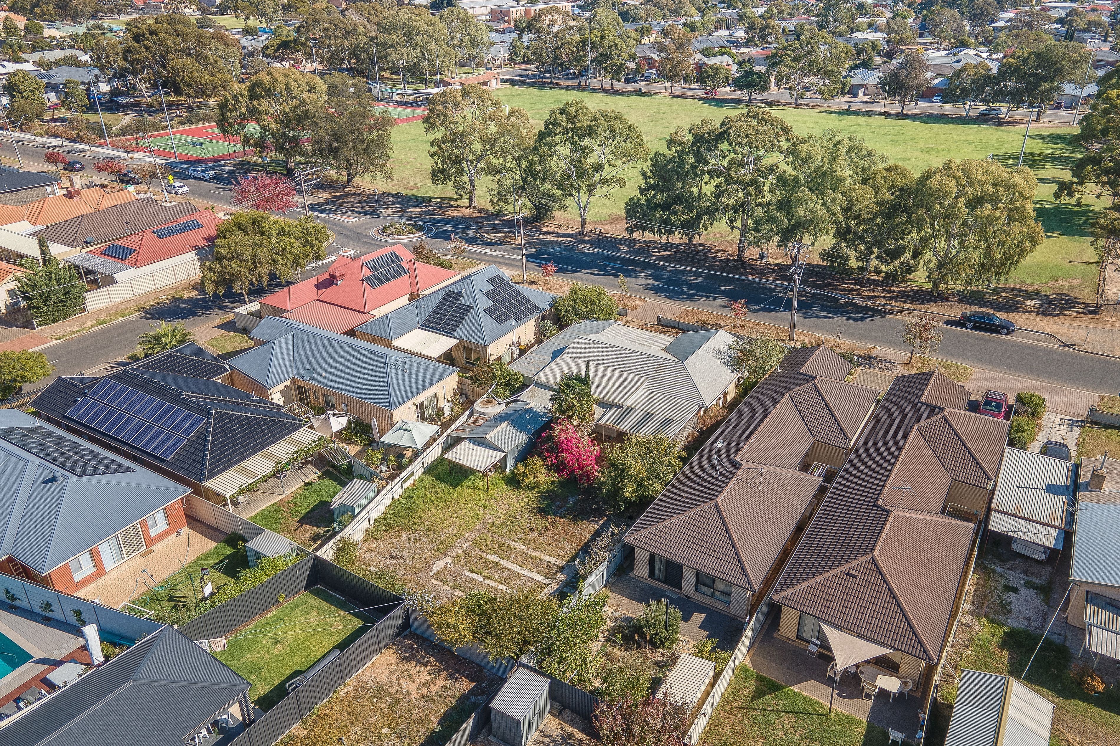12 Manoora Street, Greenacres SA 5086, Greenacres - Thumbnail 3