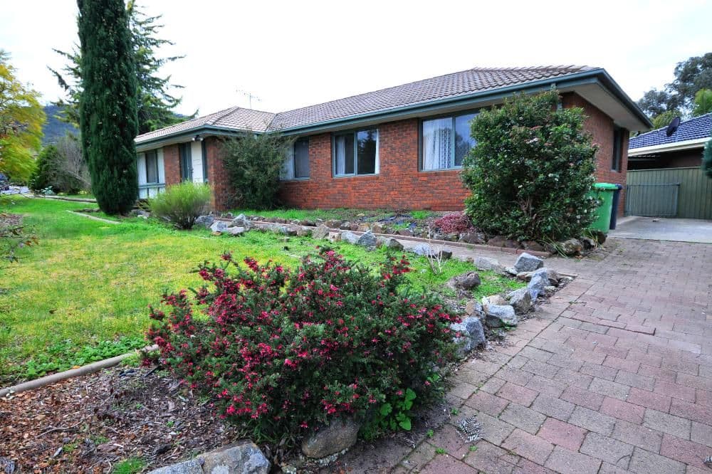 1 Barook Place, LAVINGTON NSW 2641, Lavington - Image 1