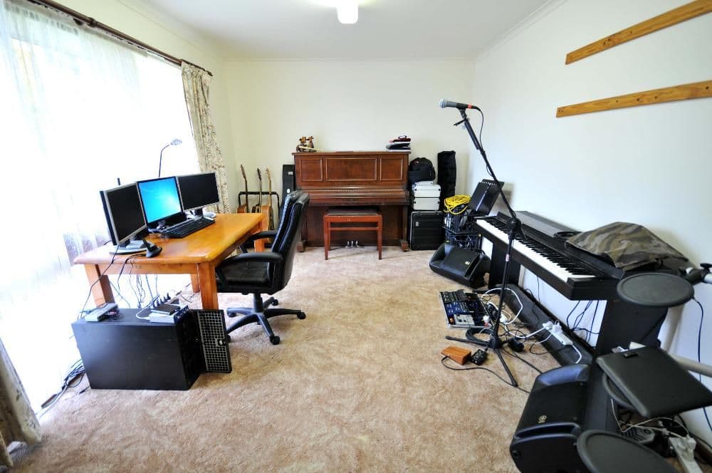 1 Barook Place, LAVINGTON NSW 2641, Lavington - Thumbnail 4
