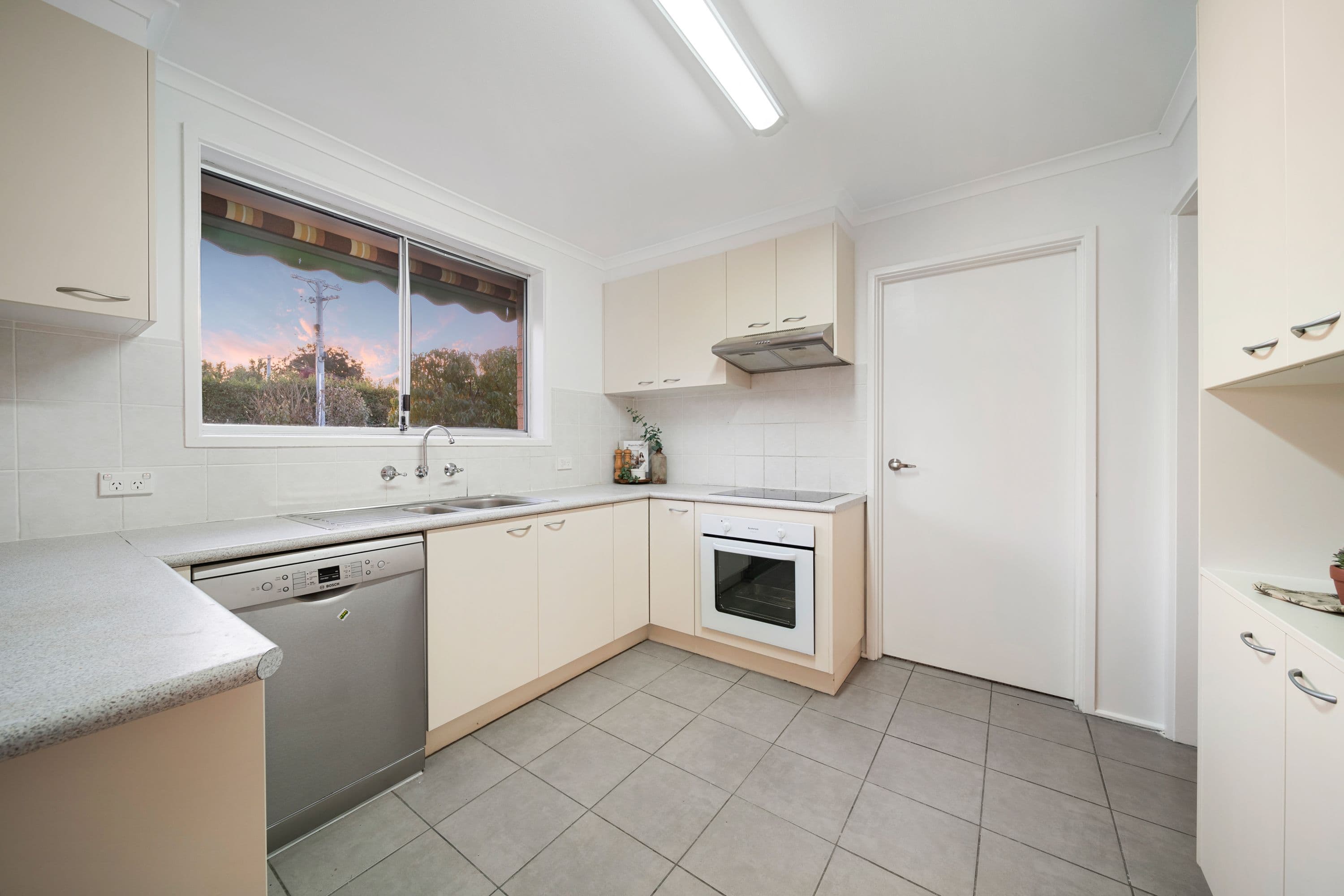 4 Hastings Court, Kaleen ACT 2617, Kaleen - Thumbnail 3