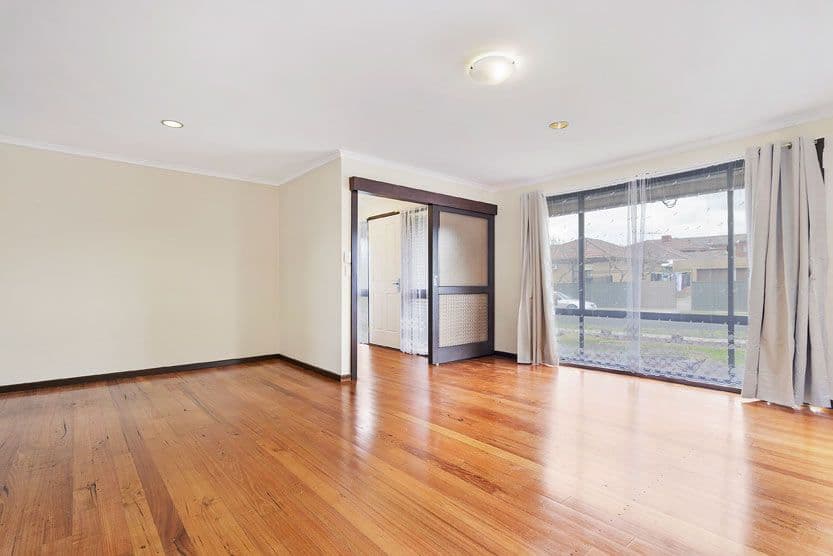 98 Gardenia Road, THOMASTOWN VIC 3074, Thomastown - Thumbnail 2