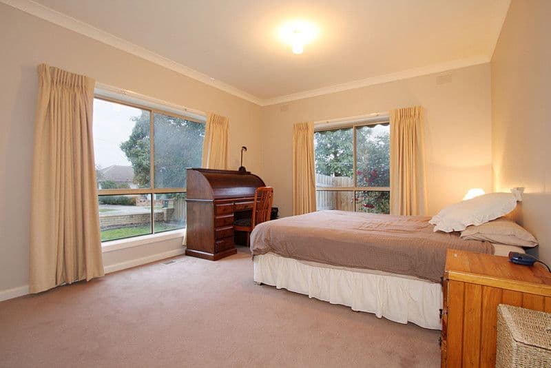 37 Mawarra Crescent, CHADSTONE VIC 3148, Chadstone - Thumbnail 4