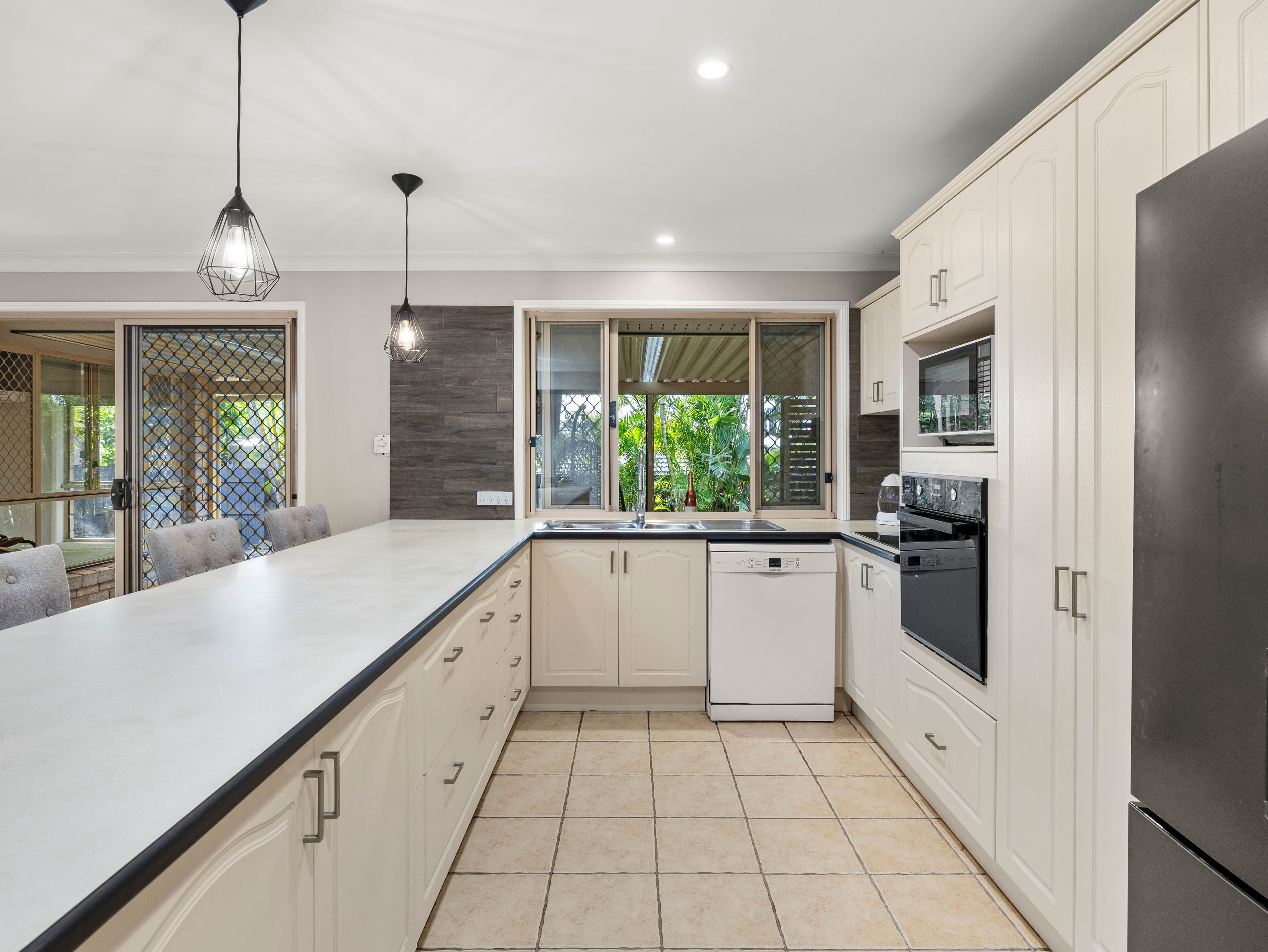 6 Mountainview Place, Springfield QLD 4300, Springfield - Thumbnail 4