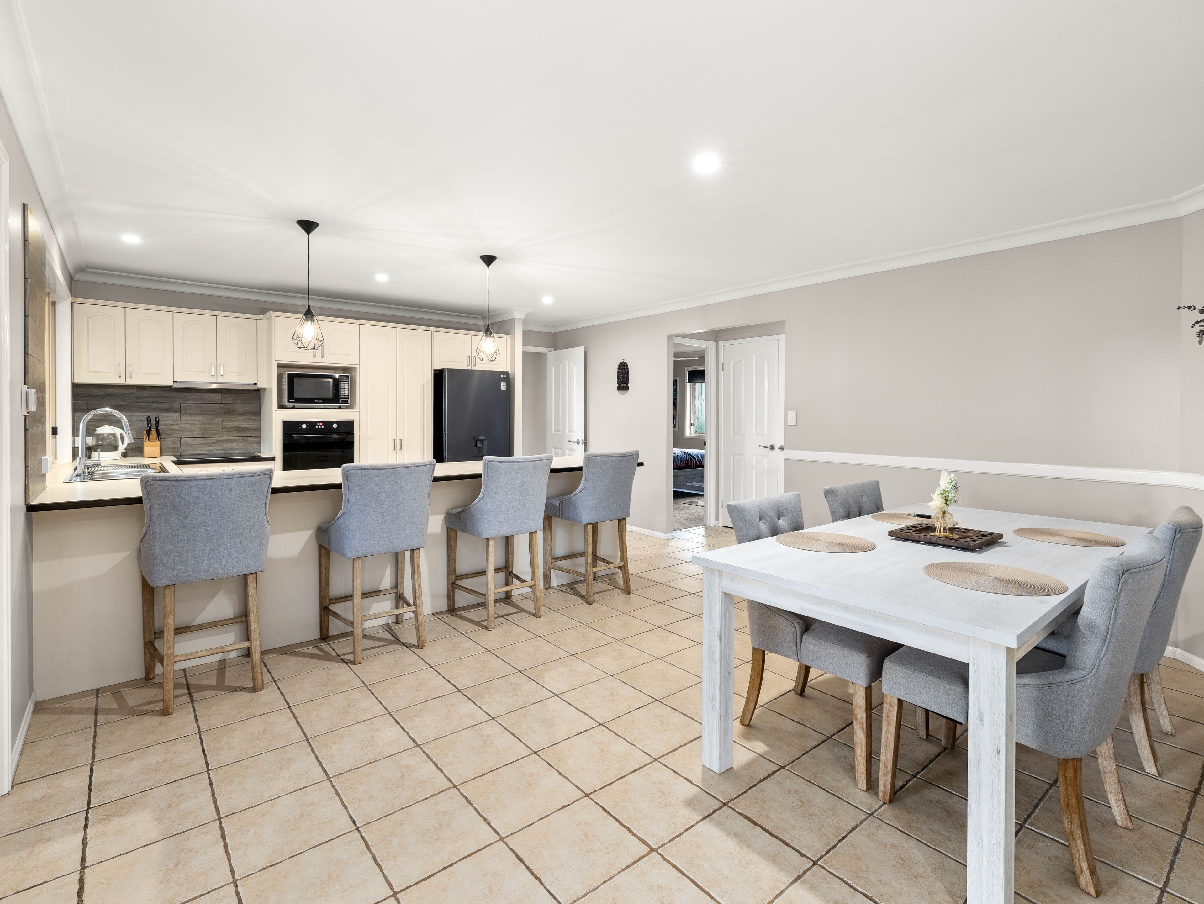 6 Mountainview Place, Springfield QLD 4300, Springfield - Thumbnail 6