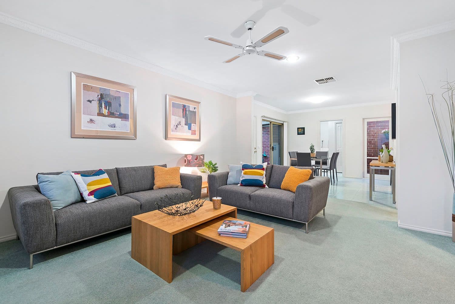 13 Latrobe Street, Cheltenham VIC 3192, Cheltenham - Thumbnail 2