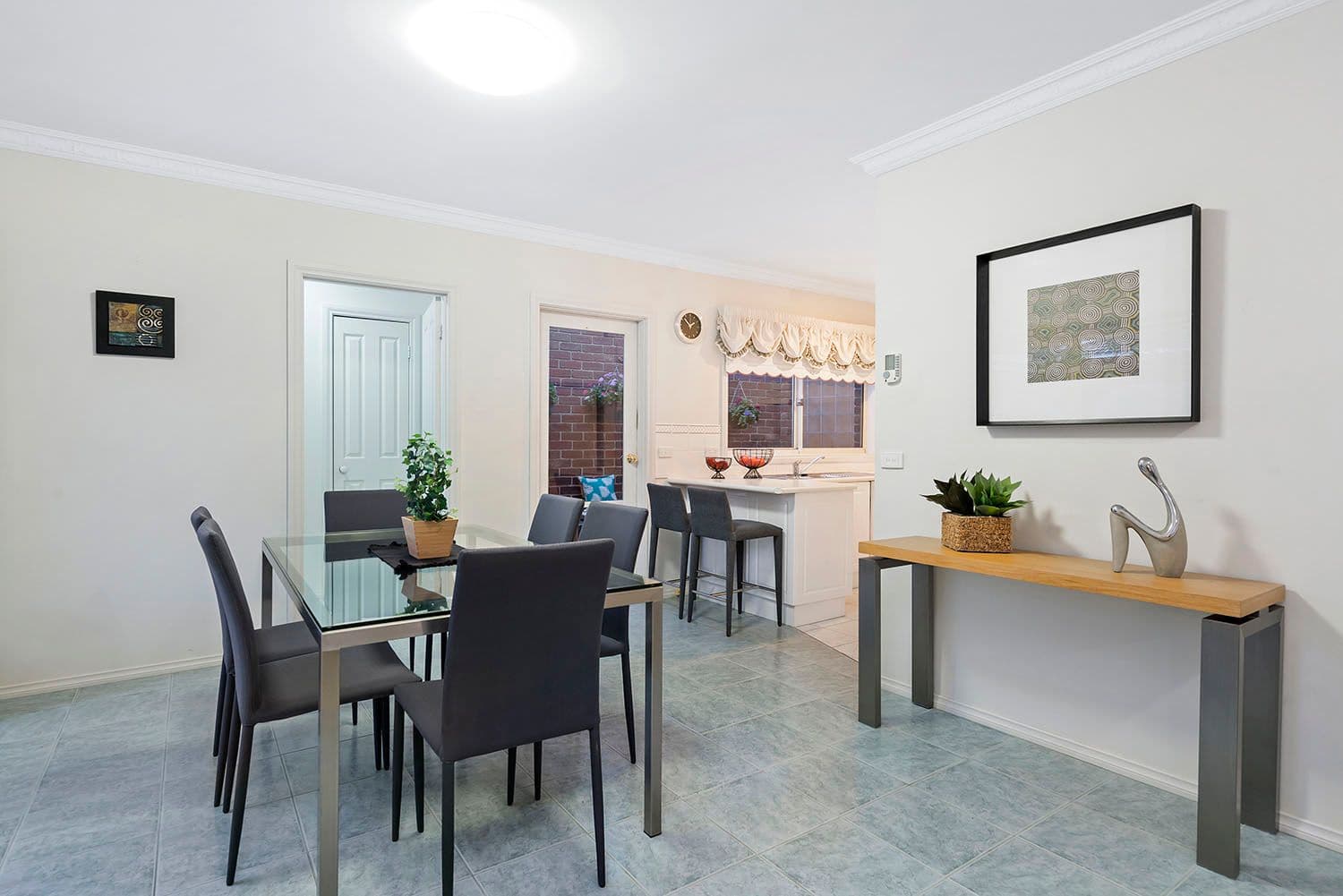 13 Latrobe Street, Cheltenham VIC 3192, Cheltenham - Thumbnail 3