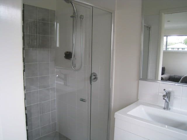 64 Laurel Street, RUSSELL ISLAND QLD 4184, Russell Island - Thumbnail 6