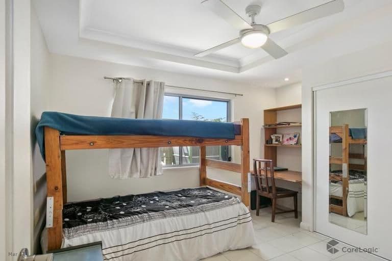 22 Kumbari Avenue, Southport QLD 4215, Southport - Thumbnail 4