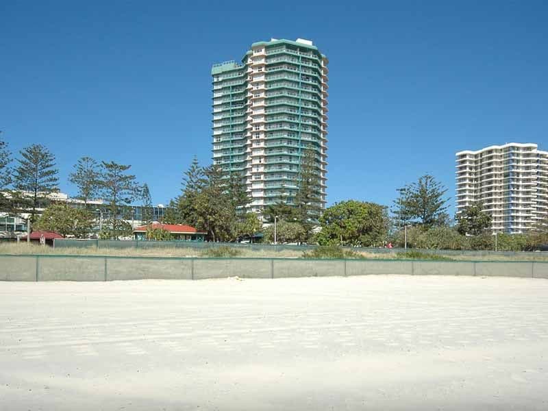 62 Marine Parade, COOLANGATTA QLD 4225, Coolangatta - Image 1