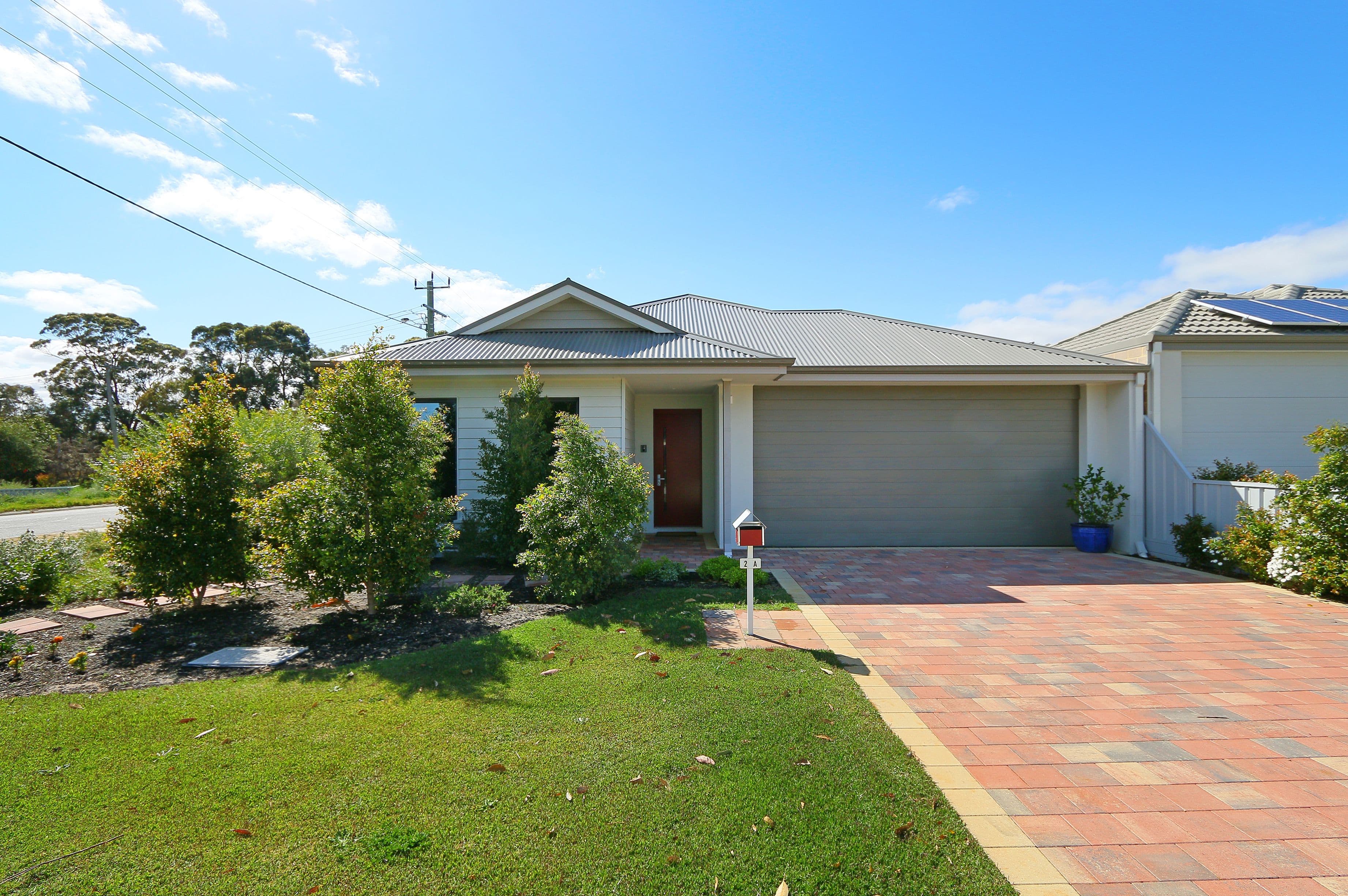 2A Hodgson Place, Kardinya WA 6163, Kardinya - Thumbnail 2