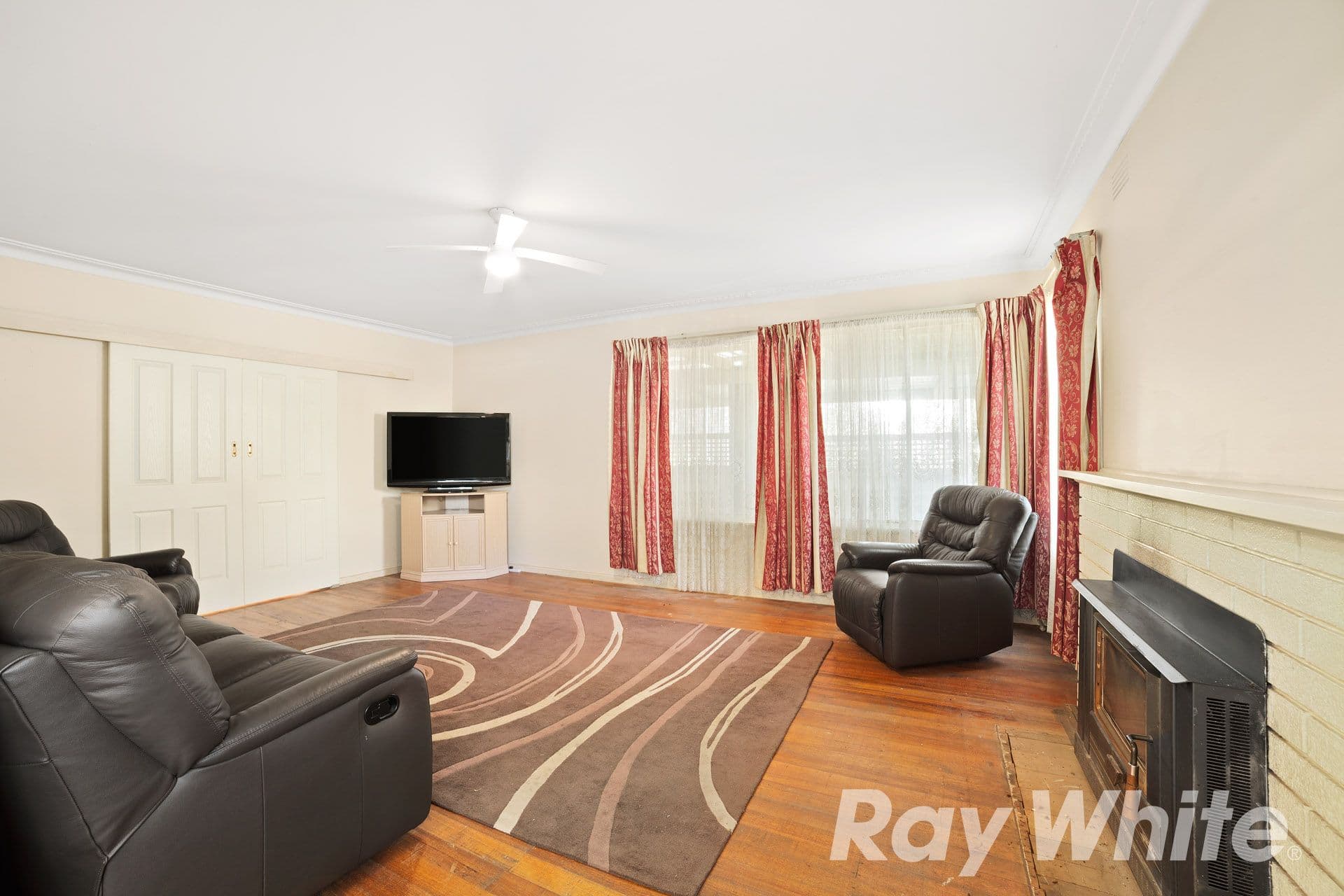 17 Gilbert Court, Scoresby VIC 3179, Scoresby - Thumbnail 2