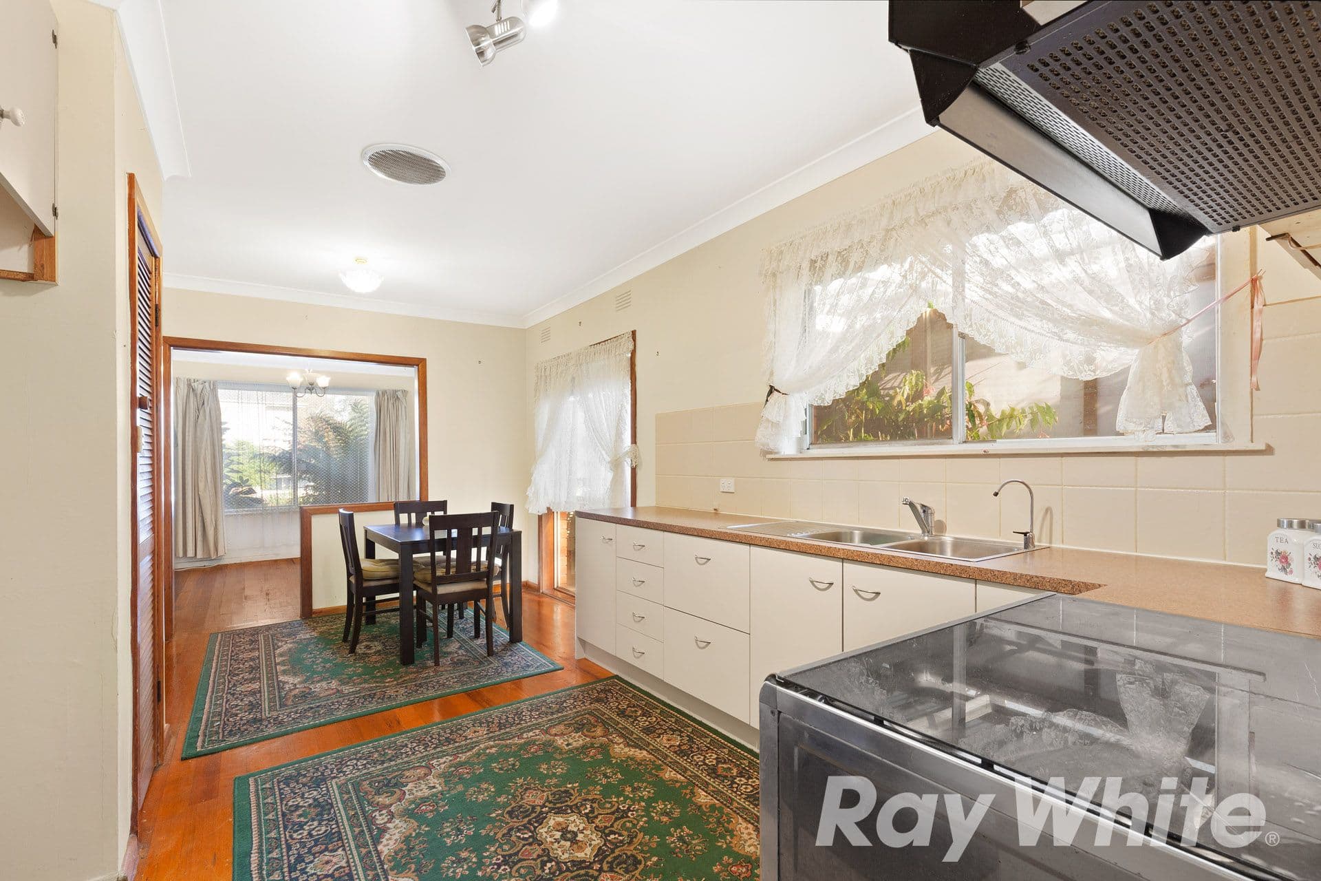 17 Gilbert Court, Scoresby VIC 3179, Scoresby - Thumbnail 5