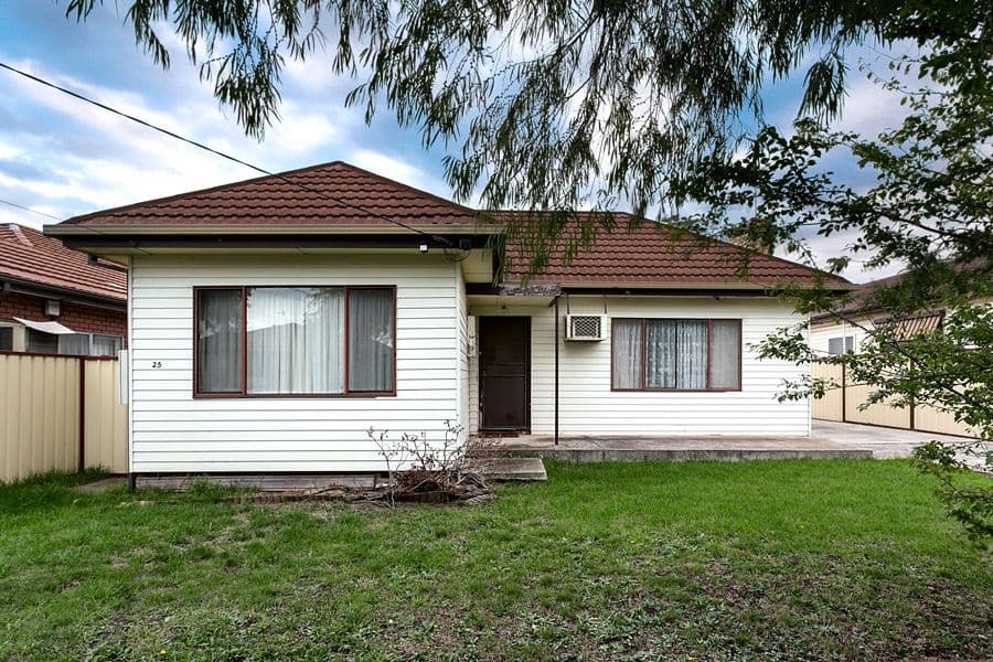 25 Vule Street, ST ALBANS VIC 3021, St Albans - Image 1