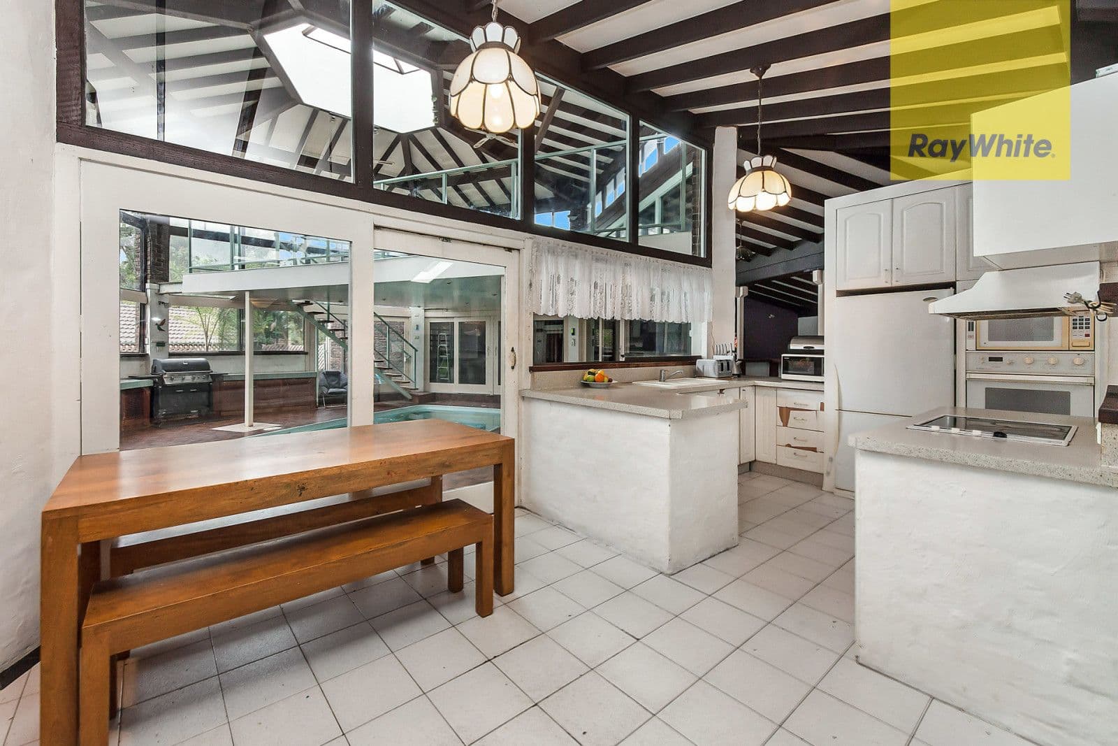 60 Plymouth Crescent, Kings Langley - Thumbnail 3