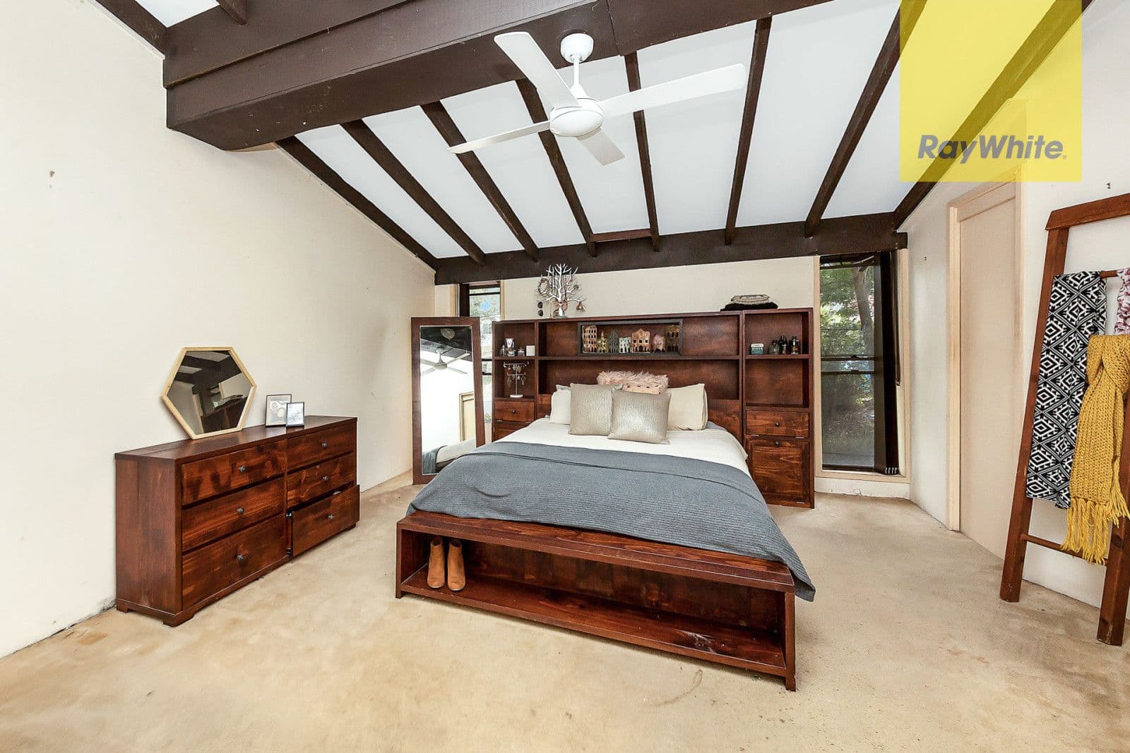 60 Plymouth Crescent, Kings Langley - Thumbnail 7