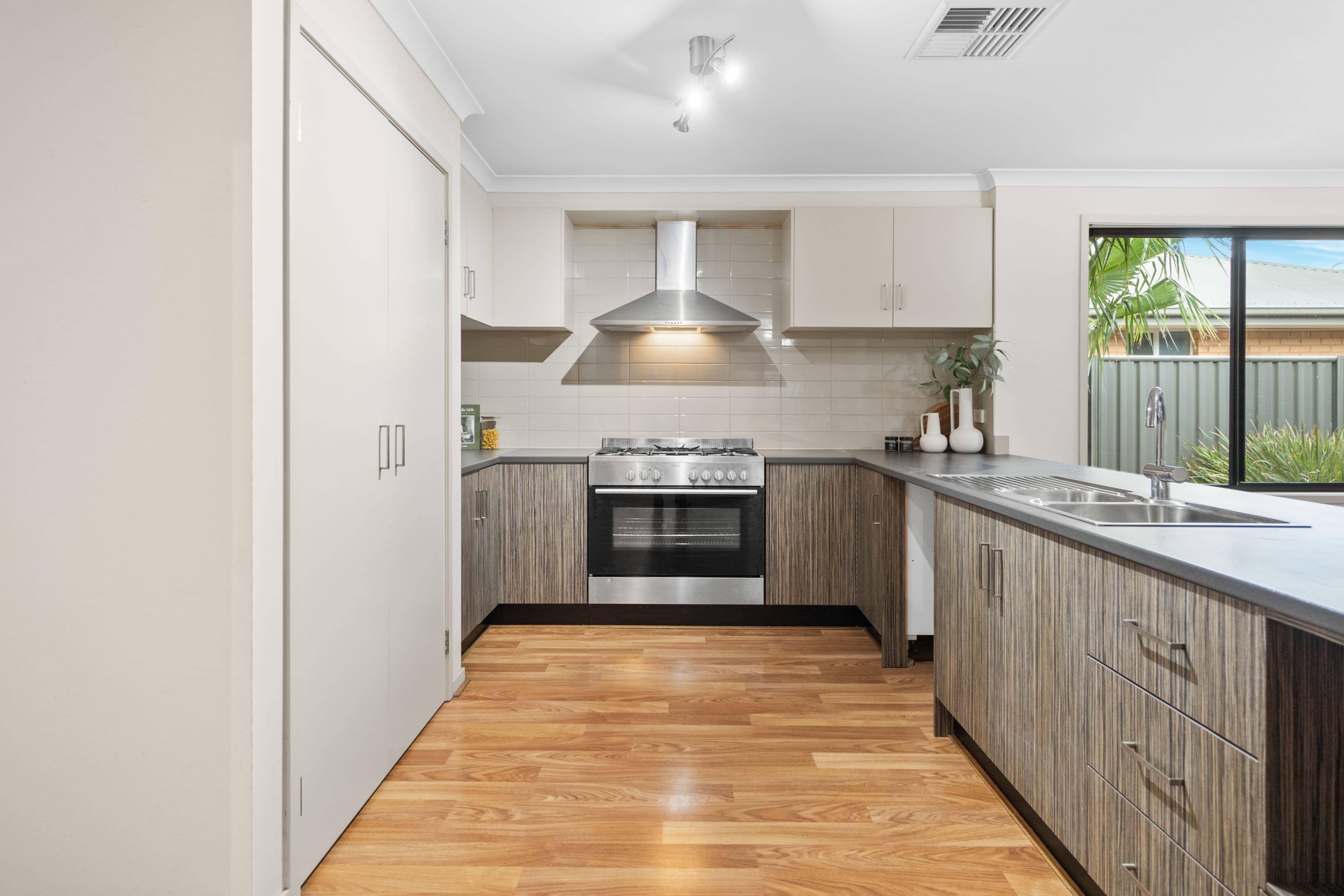 24 Oregon Avenue, Andrews Farm SA 5114, Andrews Farm - Thumbnail 4