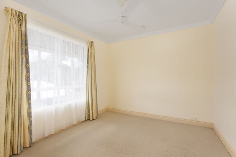 72 Kowinka Street, WHITE ROCK QLD 4868, White Rock - Thumbnail 8