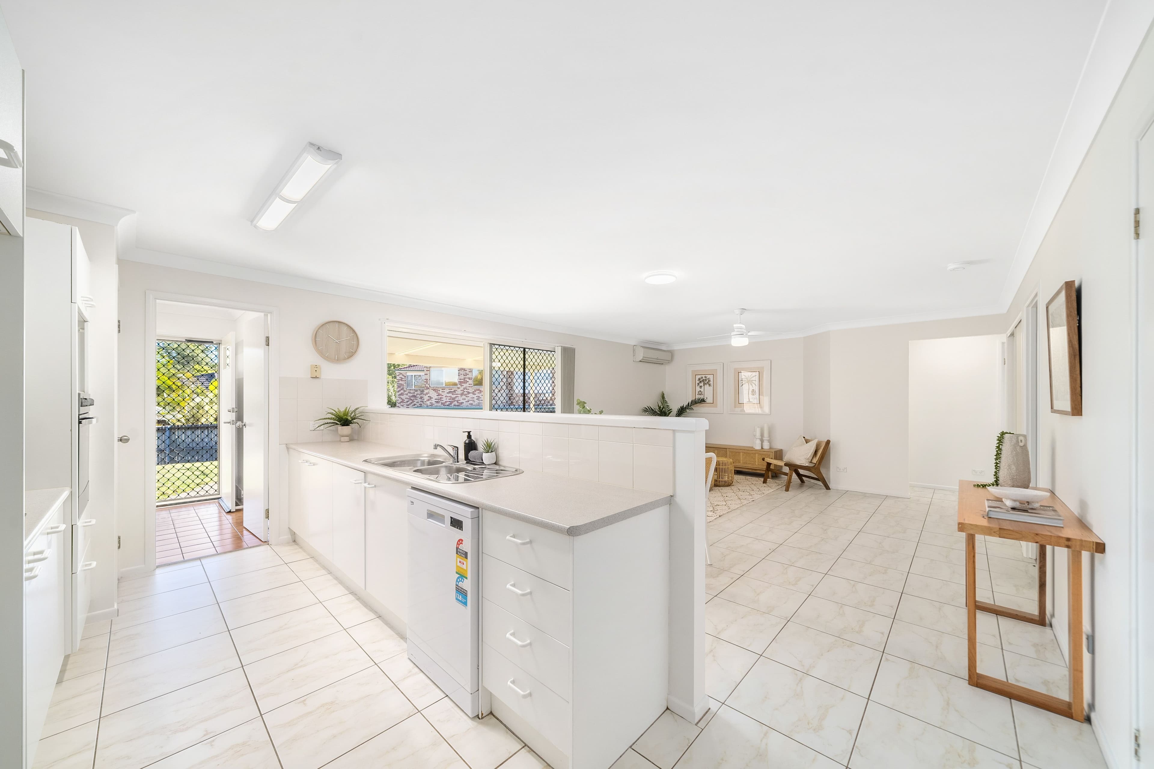 9 Cotter Court, Murrumba Downs QLD 4503, Murrumba Downs - Thumbnail 3