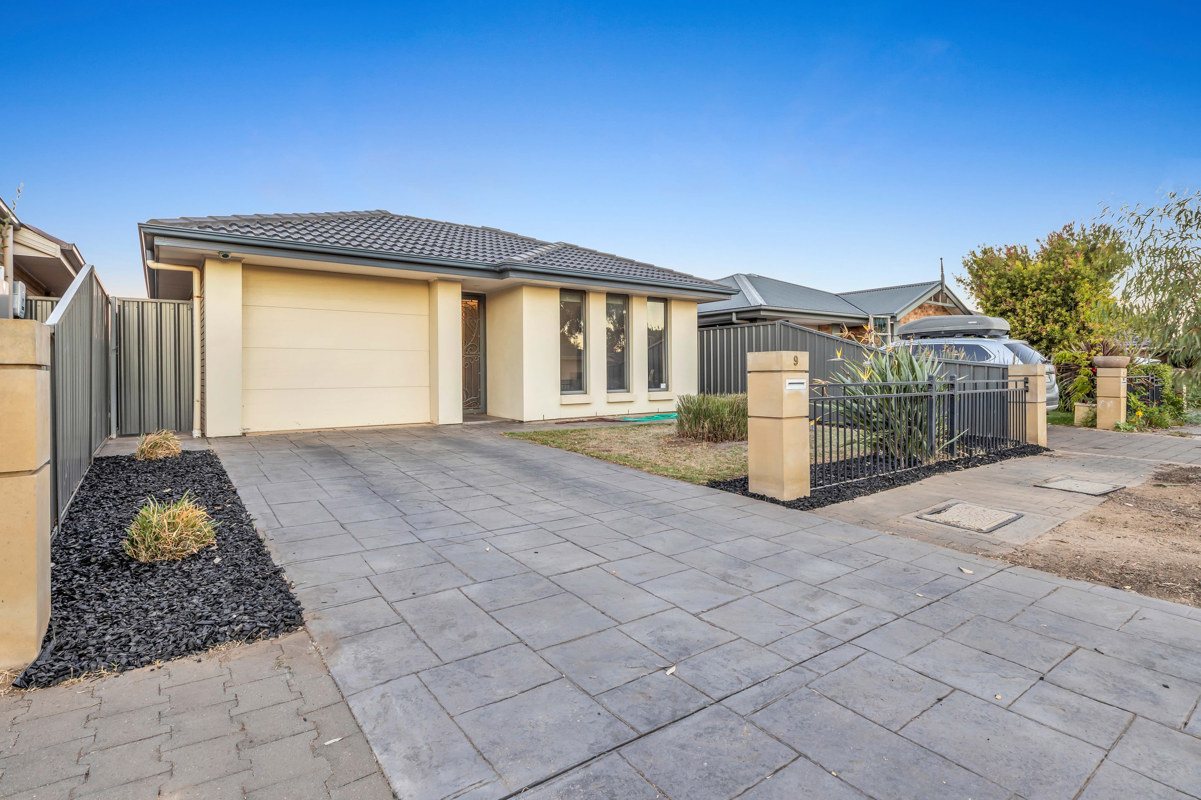 9 Langhorne Street, Andrews Farm SA 5114, Andrews Farm - Thumbnail 2