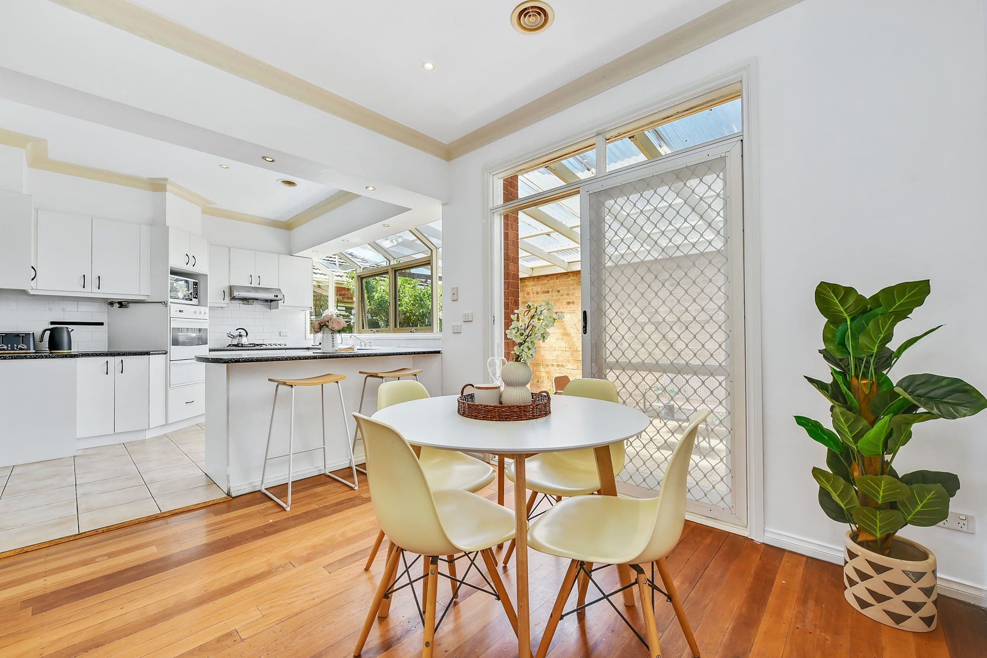 20 Royalty Street, Clayton VIC 3168, Clayton - Thumbnail 3