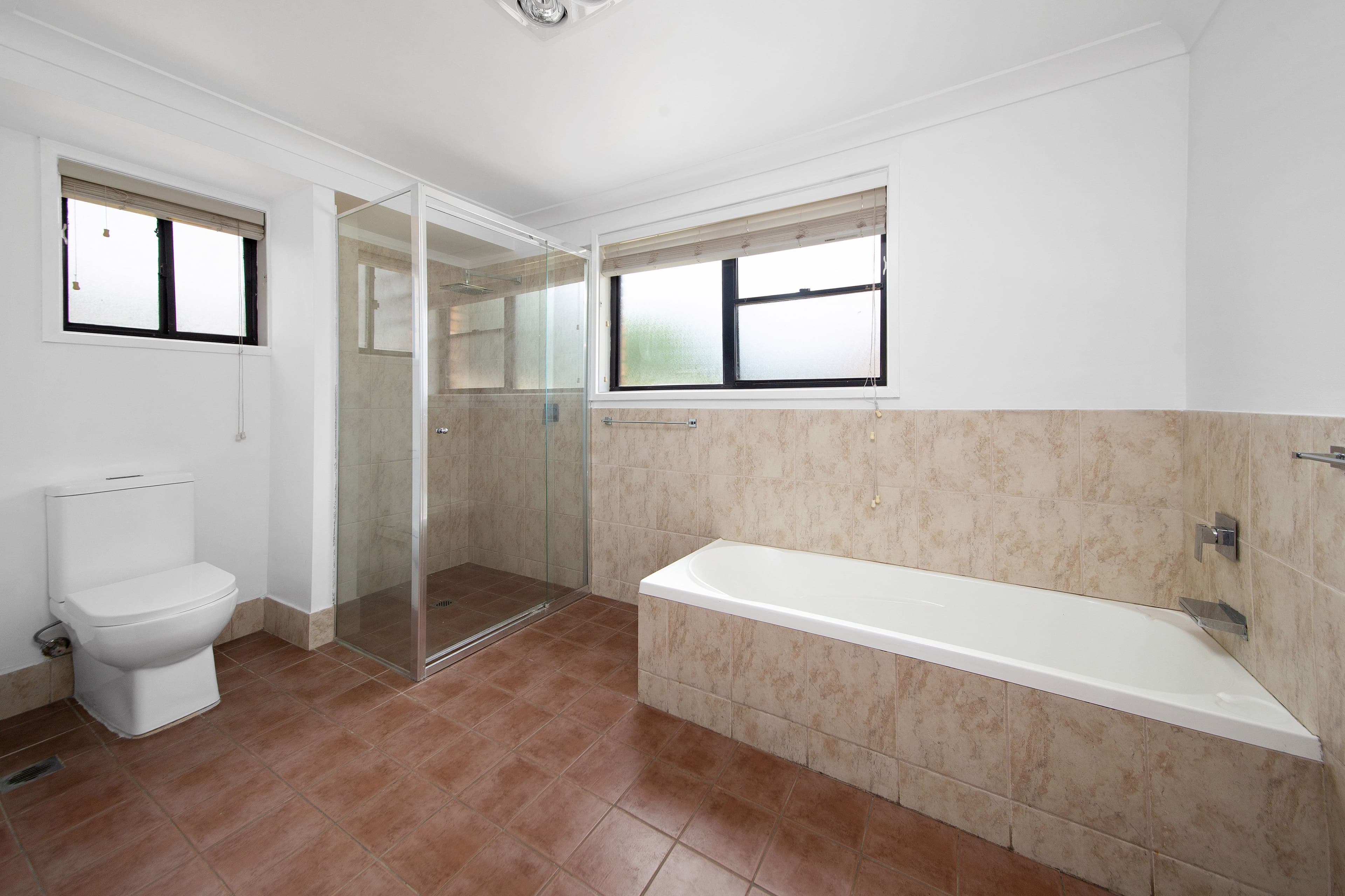 21 Jervis Drive, Illawong NSW 2234, Illawong - Thumbnail 6