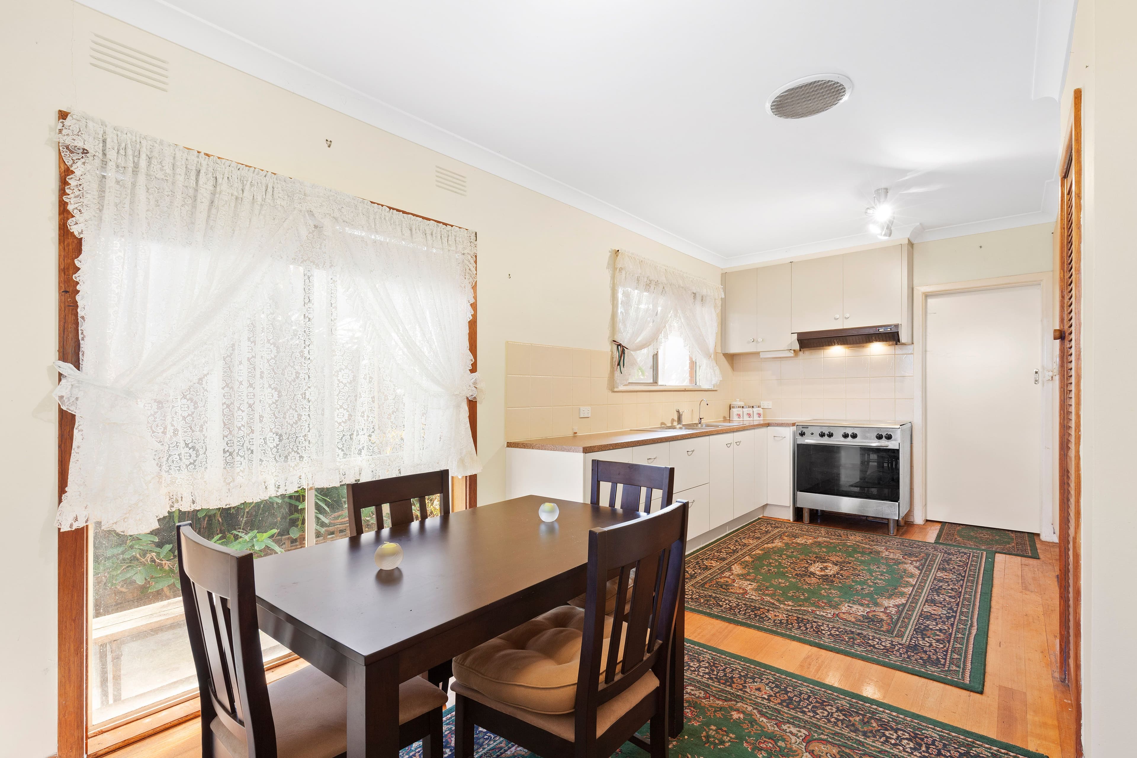 17 Gilbert Court, Scoresby VIC 3179, Scoresby - Thumbnail 4