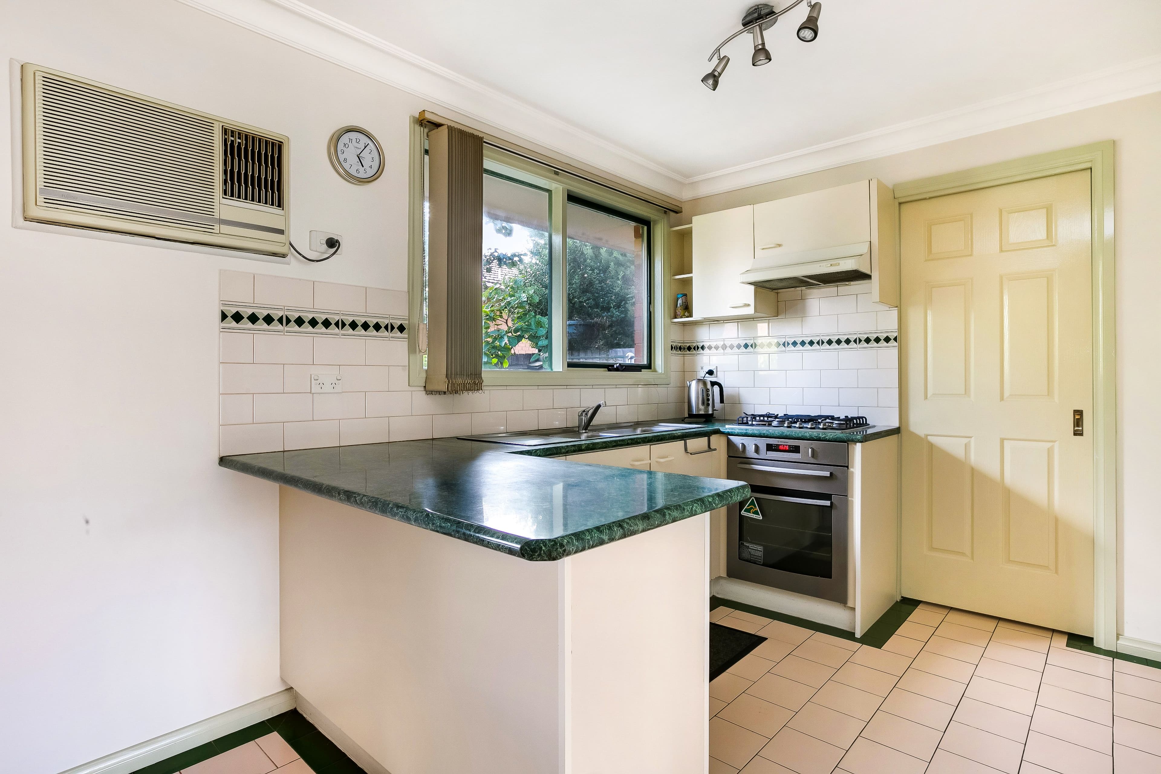 113 Evell Street, Glenroy VIC 3046, Glenroy - Thumbnail 2