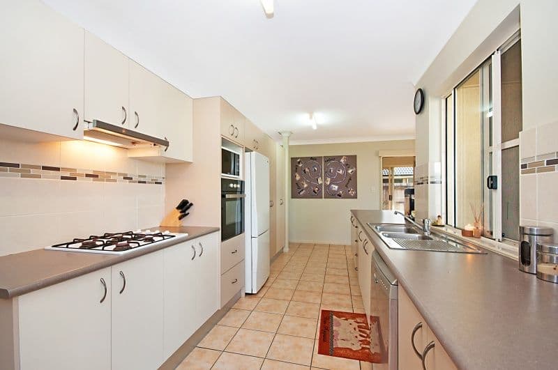10 Fairmeadow Drive, MOUNT PLEASANT QLD 4740, Mount Pleasant - Thumbnail 4