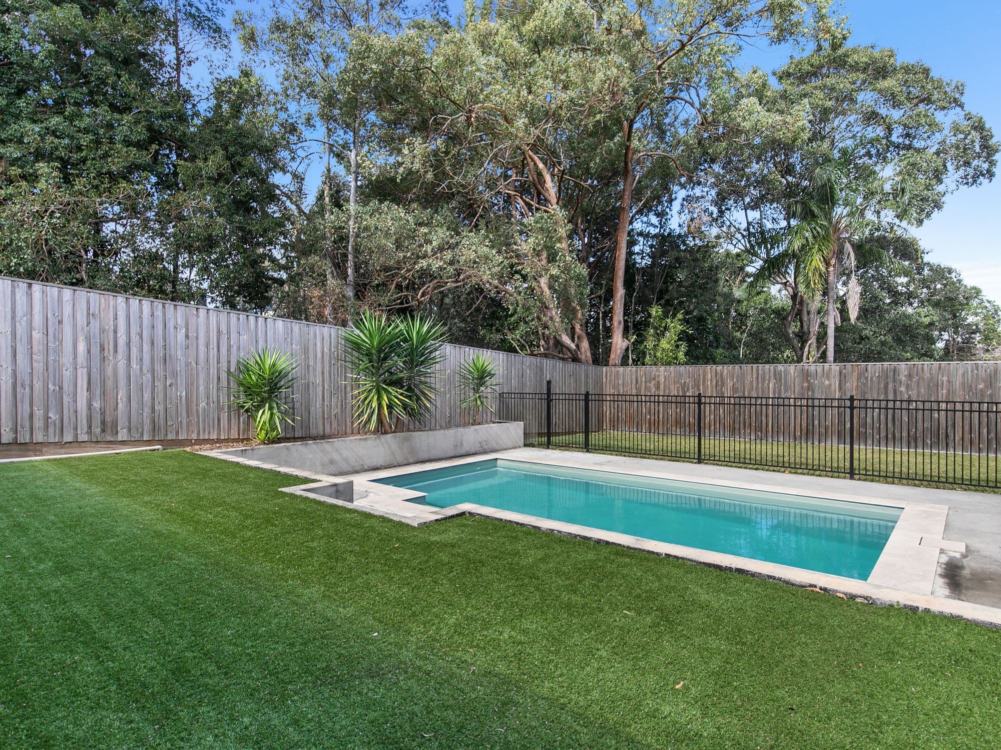 38 Greenmount Avenue, Holland Park QLD 4121, Holland Park - Thumbnail 2