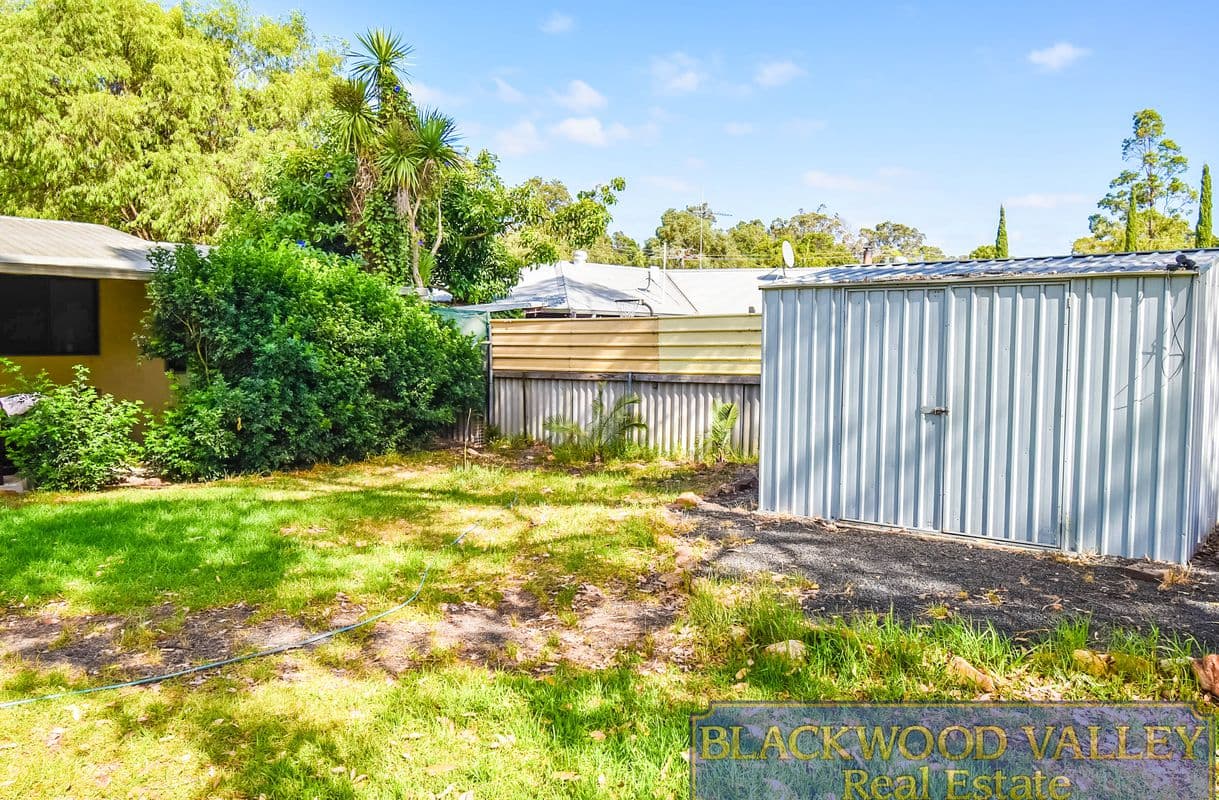 82 Telluride Street, Greenbushes, Greenbushes - Thumbnail 2