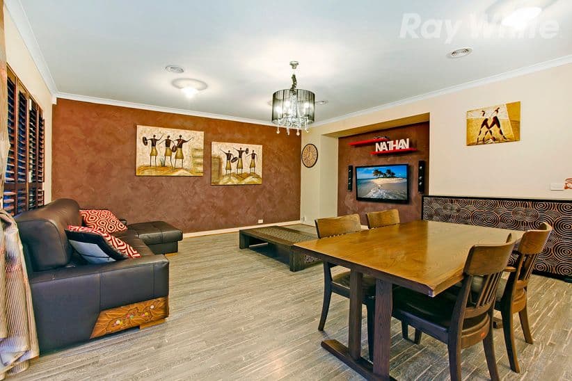 81 Hawkstowe Parade, SOUTH MORANG VIC 3752, South Morang - Thumbnail 3