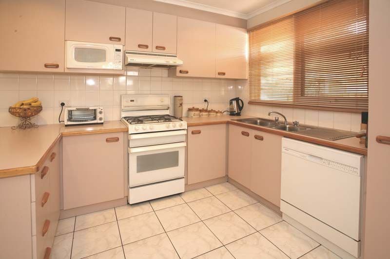 8 Caesar Street, MULGRAVE VIC 3170, Mulgrave - Thumbnail 2